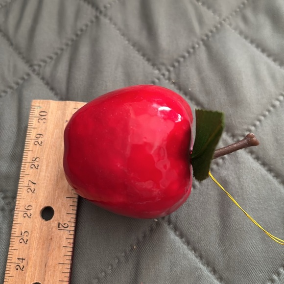 EUC 12 vintage red apple ornaments 2” x 1.5” - Picture 3 of 6